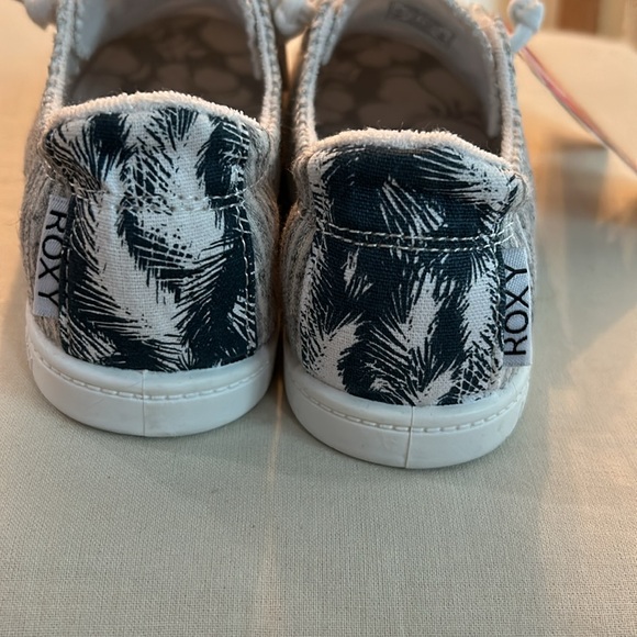 Roxy shoes - Picture 2 of 5